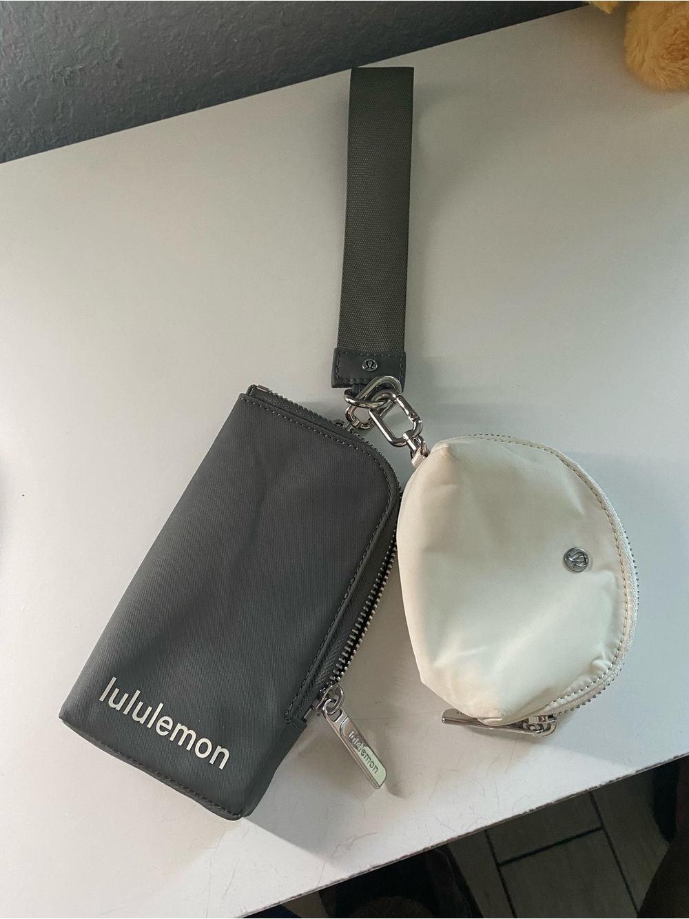 lululemon Black & Cream Mini Wristlet Card Case with Coin Pouch